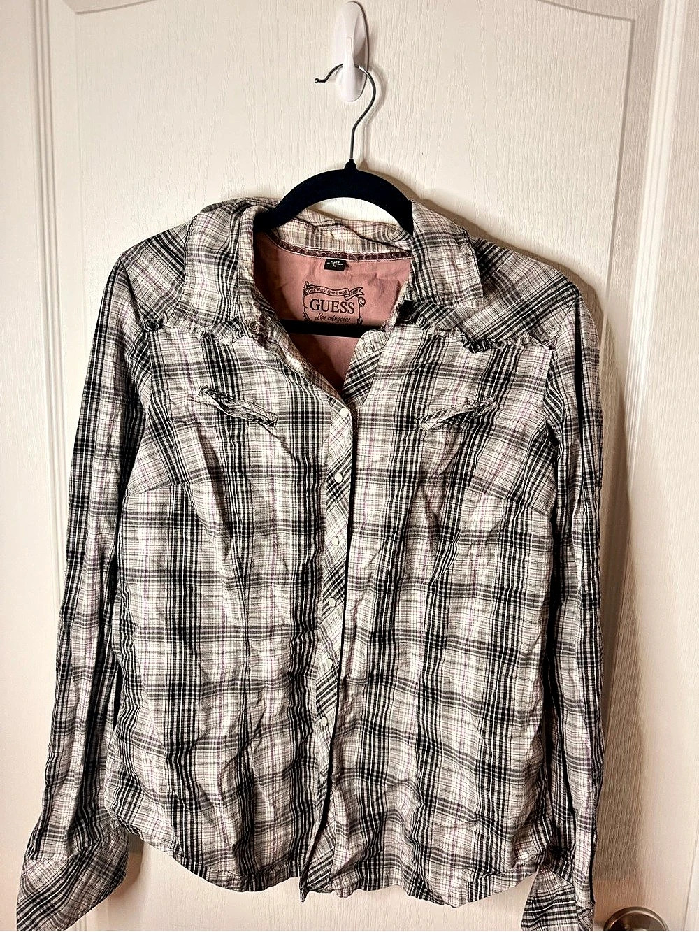 Vintage Guess Plaid Button Down in Gray & Pink XL